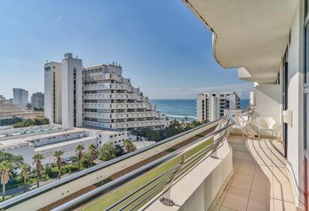 2 Bedroom Apartment in Umhlanga Rocks