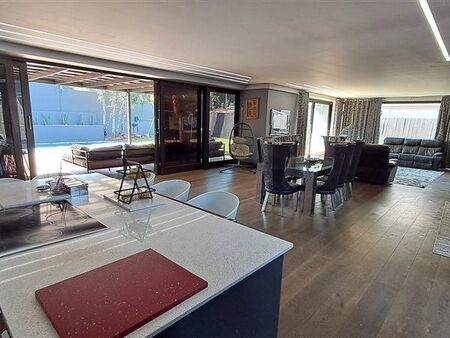 6 Bedroom House in Glenashley