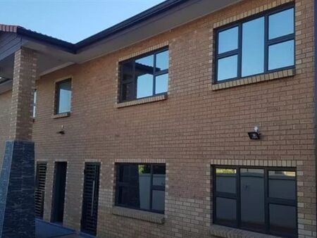 2 Bedroom Apartment in Sydenham