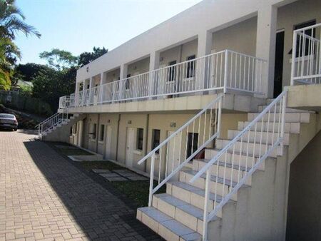 Bachelor apartment in Morningside