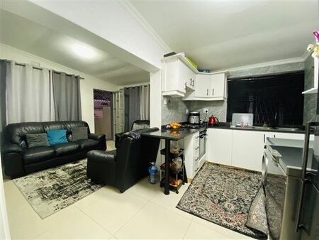 2 Bedroom House in Sydenham