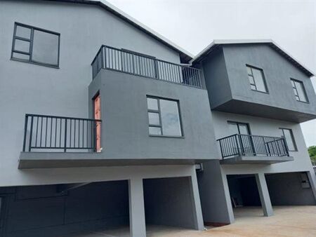 1 Bedroom Apartment in Athlone Park