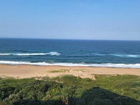 2 Bedroom Apartment in Amanzimtoti