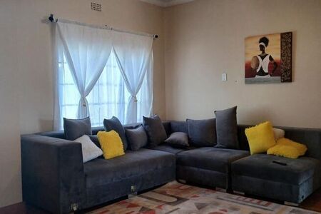 2 Bedroom house to rent in Westdene, Johannesburg