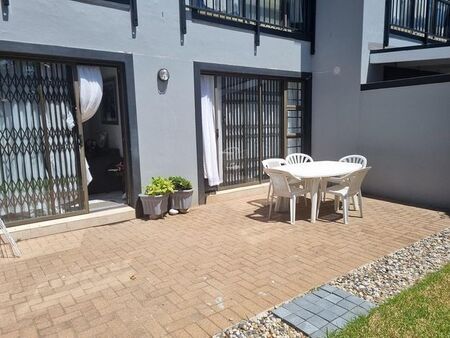 2 Bedroom apartment to rent in Sunridge, Blouberg