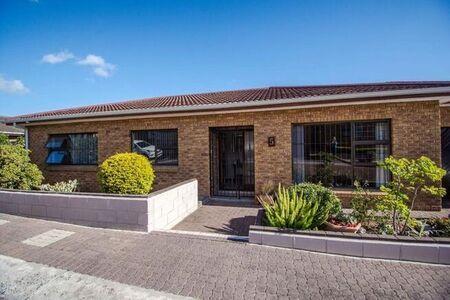 3 Bedroom house to rent in Die Wingerd, Somerset West