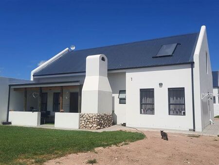 3 Bedroom House in St Helena Bay