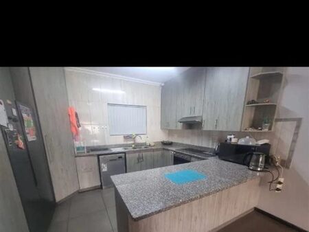 3 Bedroom House in Seemeeu Park
