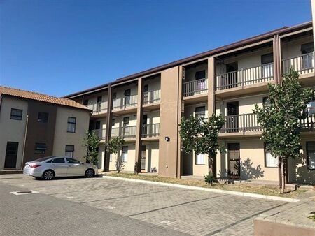 2 Bedroom Apartment in Parklands