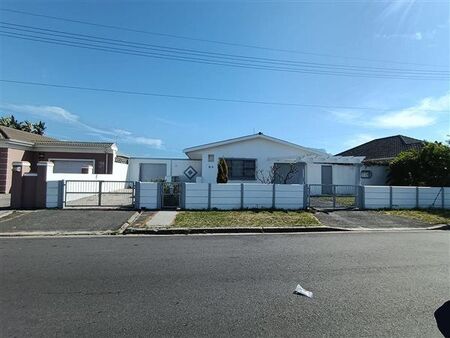 3 Bedroom House in Crawford