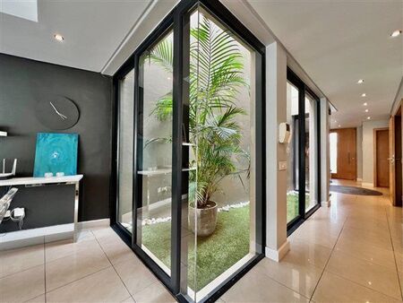 3 Bedroom House in Sunset Beach