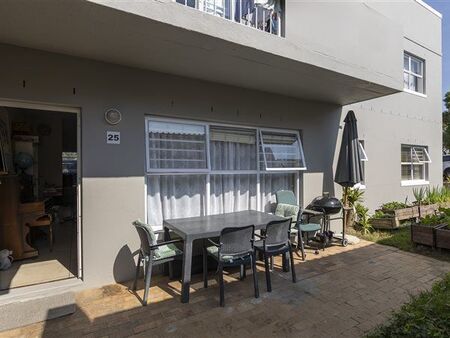 3 Bedroom Apartment in Pearl Rise