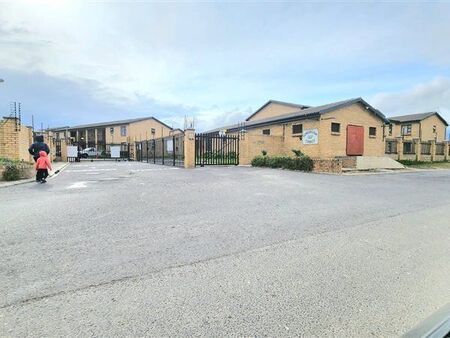 2 Bedroom Apartment in Fairview Golf Estate