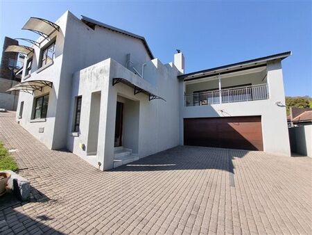 3 Bedroom House in Steiltes
