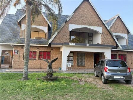 5 Bedroom House in Wild En Weide