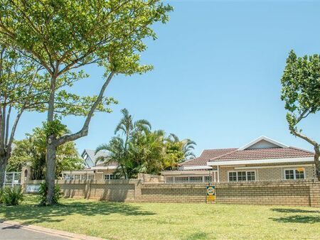 2 Bedroom Simplex in Meerensee