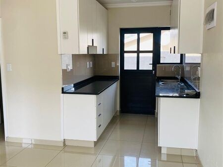 2 Bedroom Apartment in Eastbury