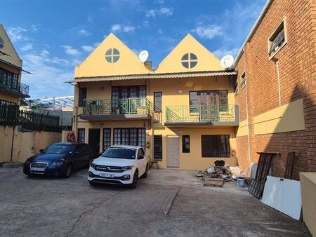 2 Bedroom Duplex in Briardene