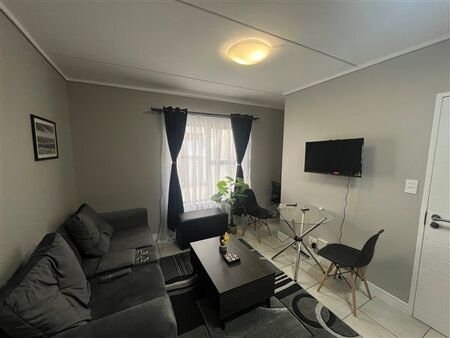 1 Bedroom Apartment in Linbro Park