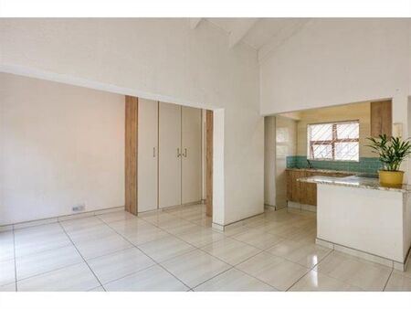 Studio apartment in Morningside