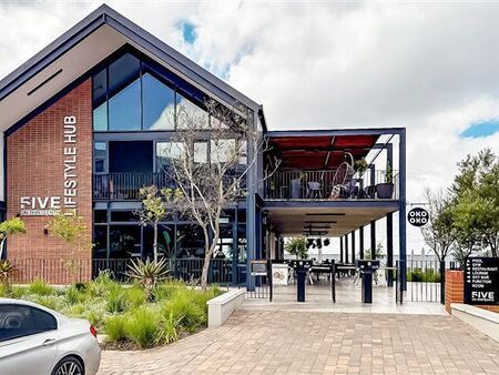 3 Bedroom Apartment in Fairland