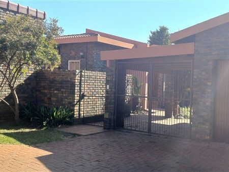 2 Bedroom House in Montgomery Park