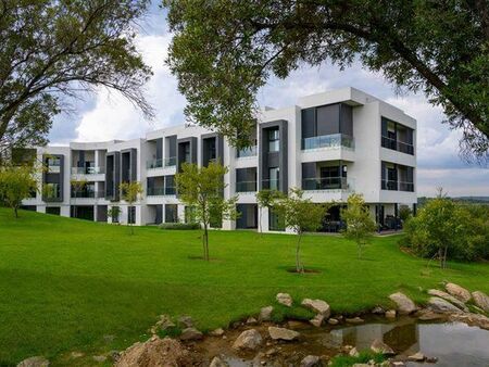 2 Bedroom Apartment in Steyn City