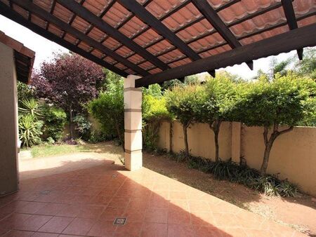 3 Bedroom Cluster in Sunninghill