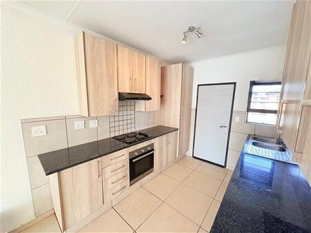 3 Bedroom Apartment in Ravenswood