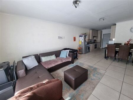 3 Bedroom Apartment in Ravenswood