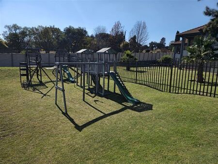 2 Bedroom Apartment in Fairleads