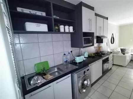 2 Bedroom Apartment in Rynfield Ah