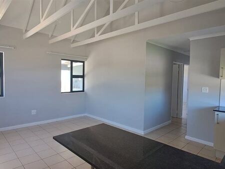 3 Bedroom Simplex in Parsons Vlei
