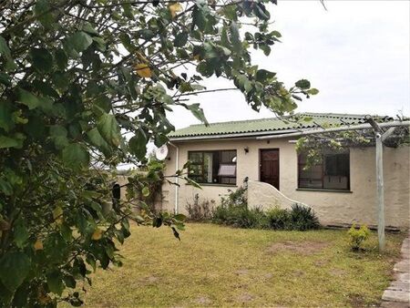3 Bedroom House in Sunrise on Sea