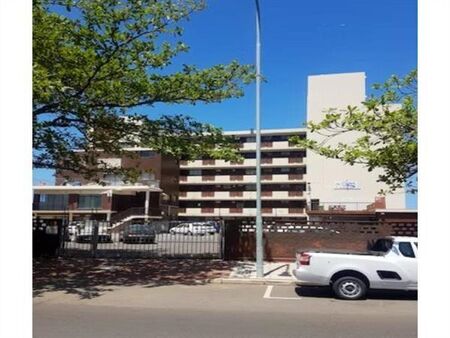 1 Bedroom Apartment in Amanzimtoti