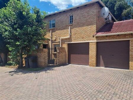 3 Bedroom Townhouse in Strubens Valley