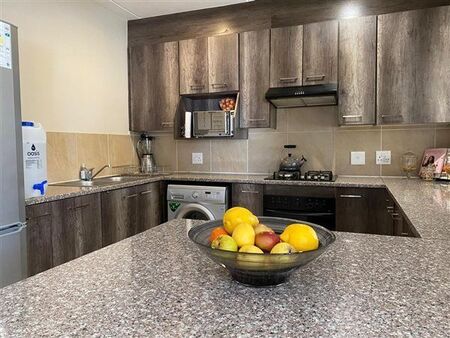 3 Bedroom Townhouse in Honeydew Manor