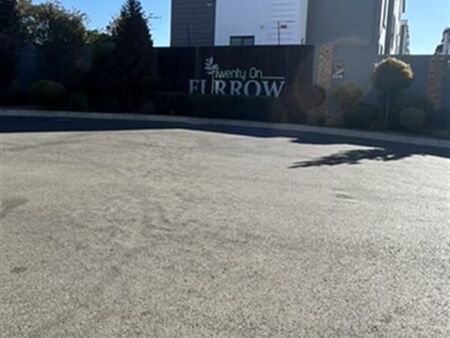 3 Bedroom Apartment in Pinehaven
