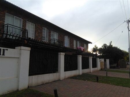 2 Bedroom Apartment in Daspoort