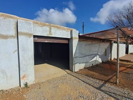 1 Bedroom House in Lotus Gardens