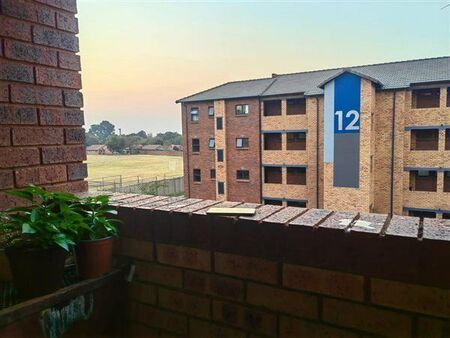 2 Bedroom Flat in La Montagne