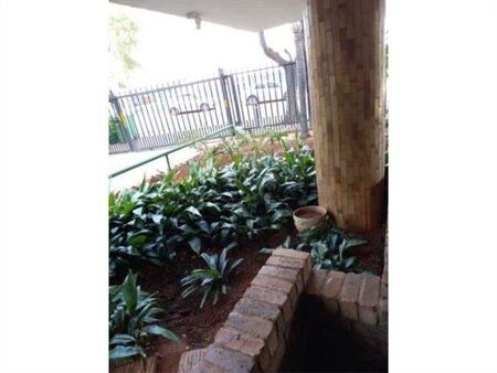 2 Bedroom Apartment in Weavind Park