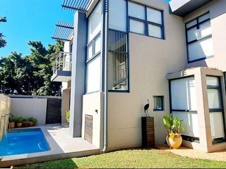 4 Bedroom Cluster in Waterkloof Ridge