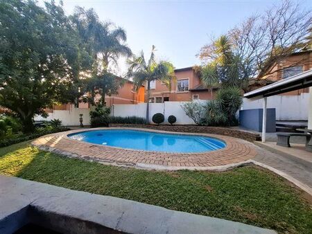 2 Bedroom Apartment in Monument Park