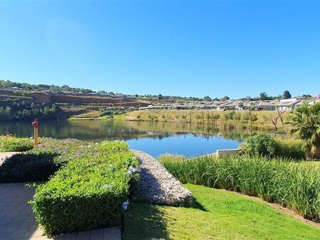 2 Bedroom Apartment in Waterkloof Ridge