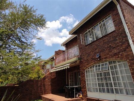 3 Bedroom Duplex in Sinoville