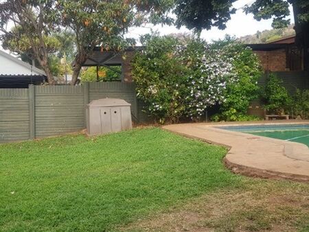 3 Bedroom House in Magalieskruin