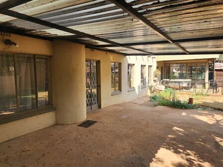 3 Bedroom House in Roseville