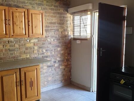 Studio apartment in Montana
