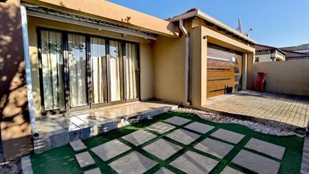 3 Bedroom house to rent in Elandspoort, Pretoria